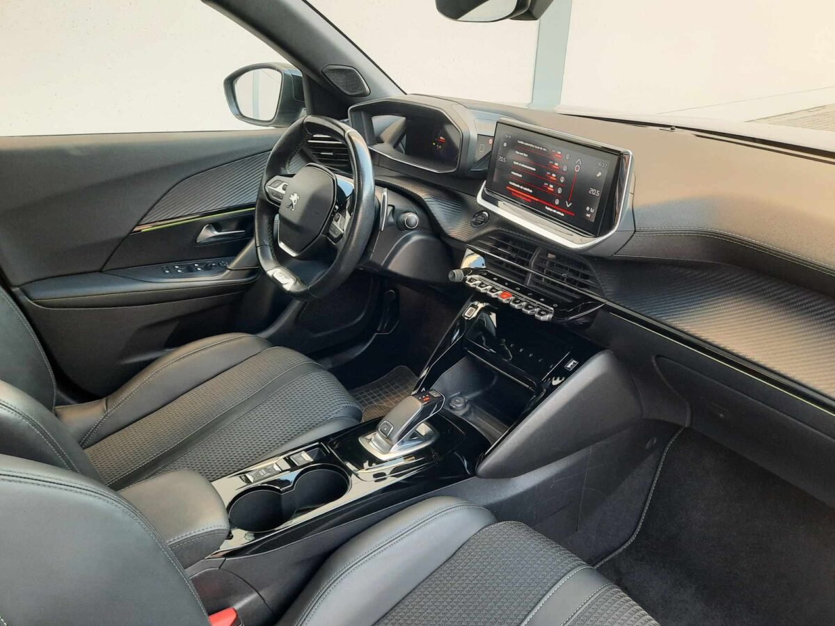 PEUGEOT 2008 GT LINE  BlueHDI 130 cv EAT8