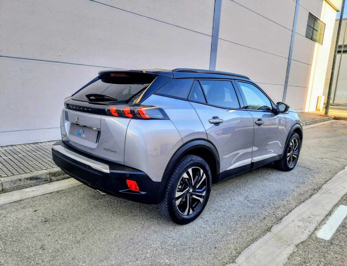 PEUGEOT 2008 GT LINE  BlueHDI 130 cv EAT8