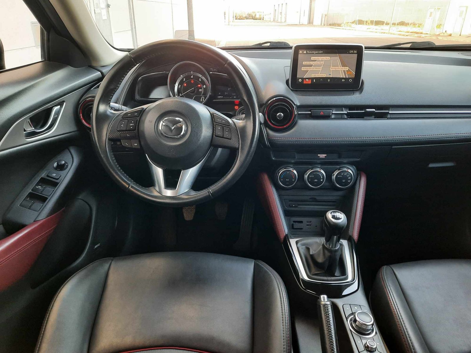 MAZDA 1.5 SKYACTIV LUXURY