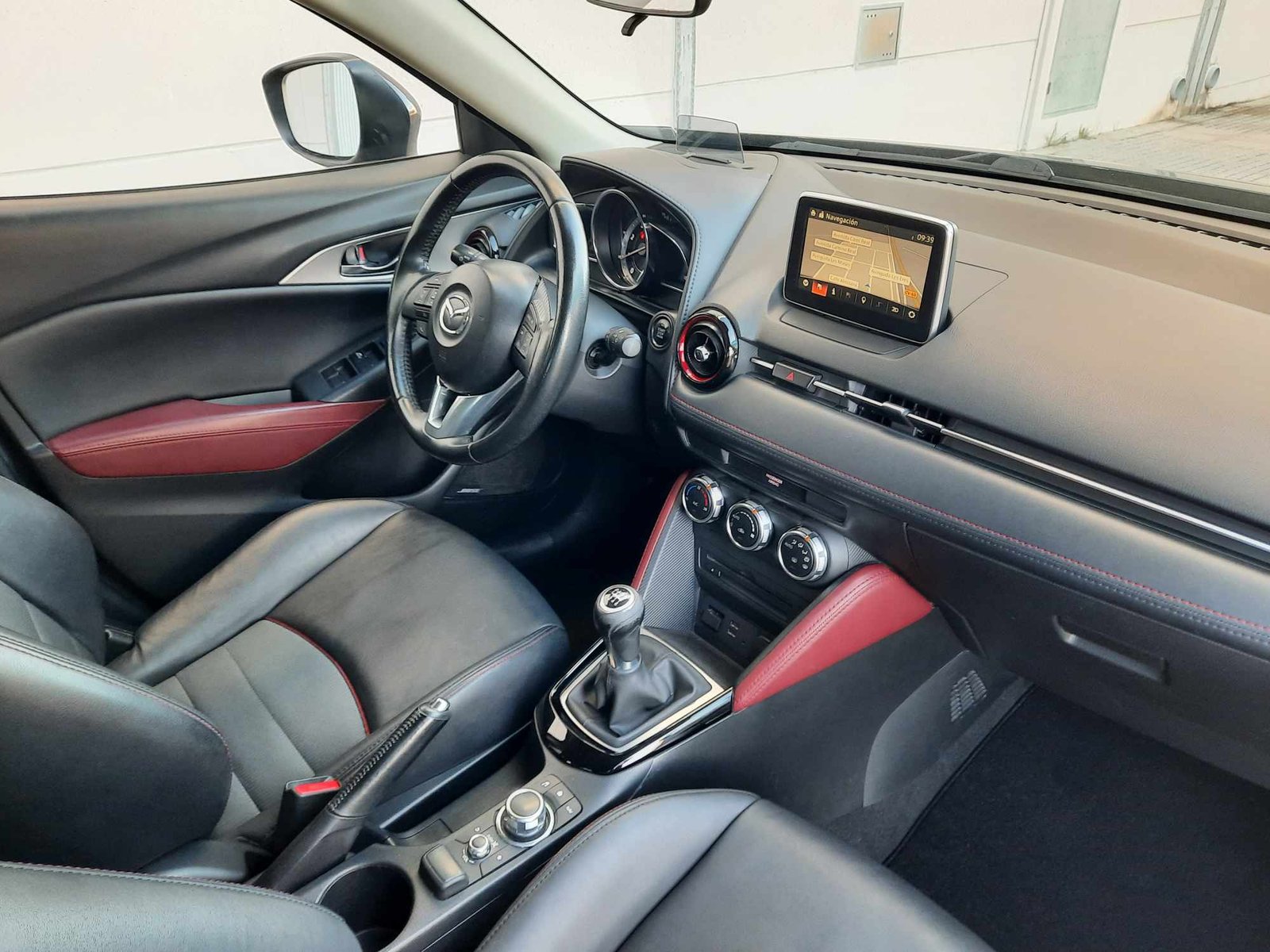 MAZDA 1.5 SKYACTIV LUXURY