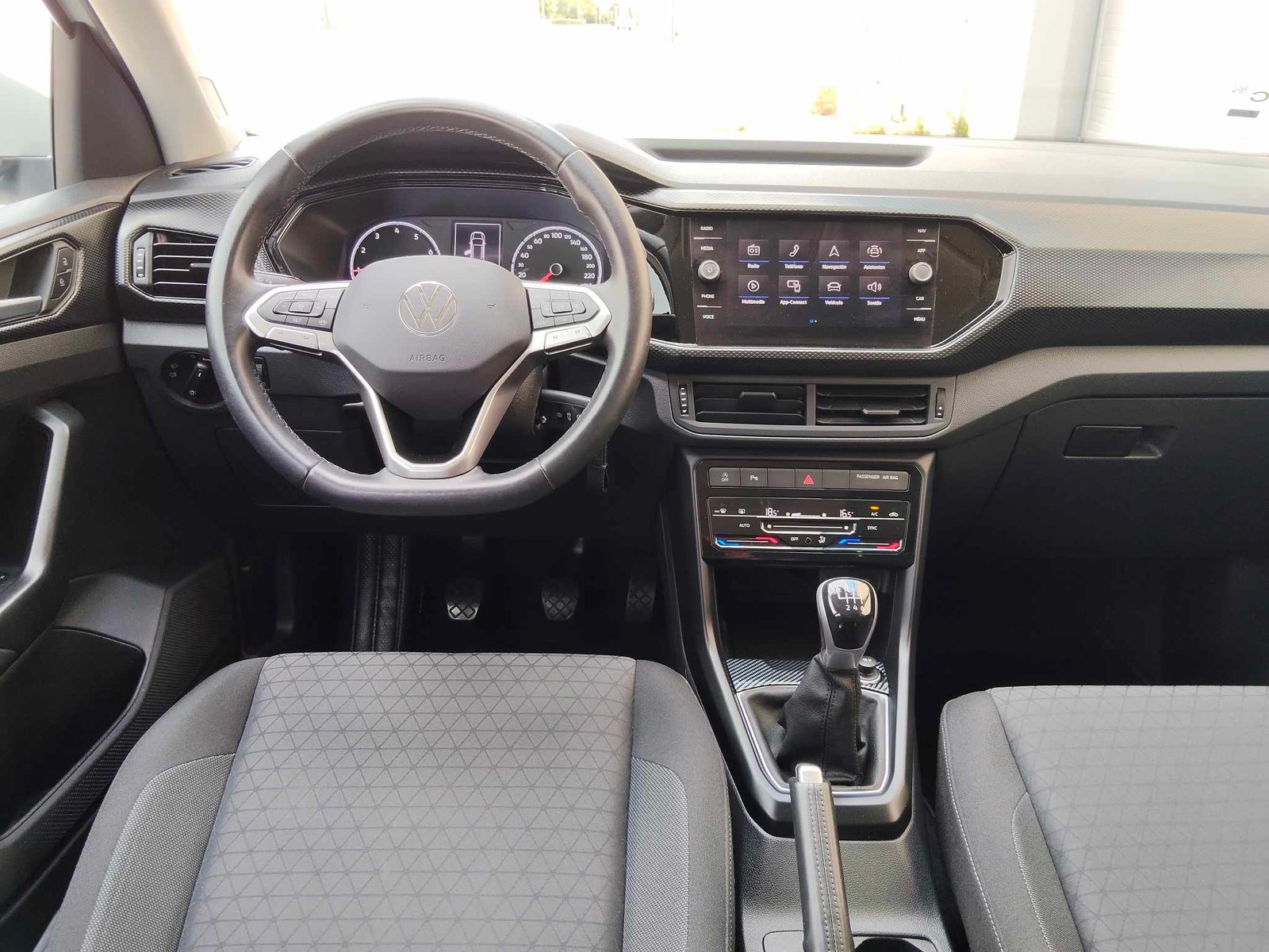 VOLKSWAGEN T-CROSS 1.0 TSI  ADVANCE