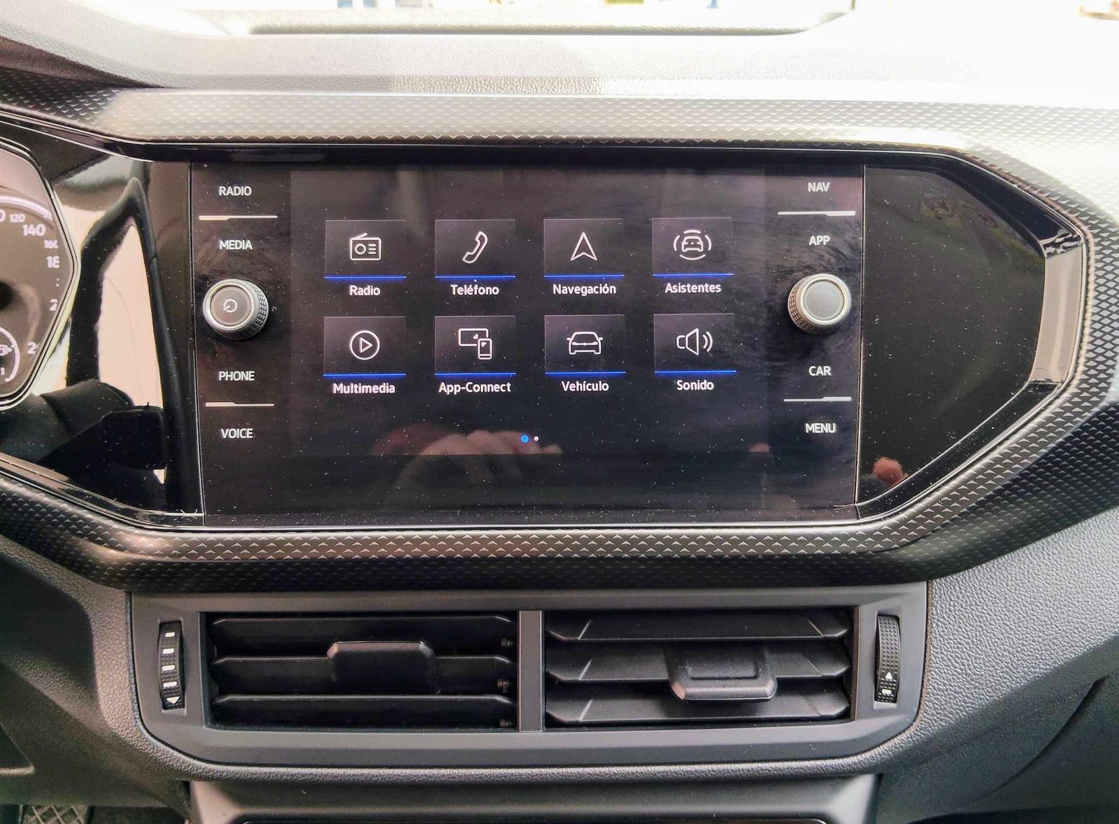 VOLKSWAGEN T-CROSS 1.0 TSI  ADVANCE