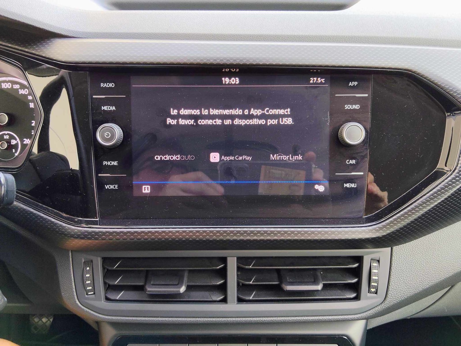 VOLKSWAGEN T-CROSS 1.0 TFSI ADVANCE