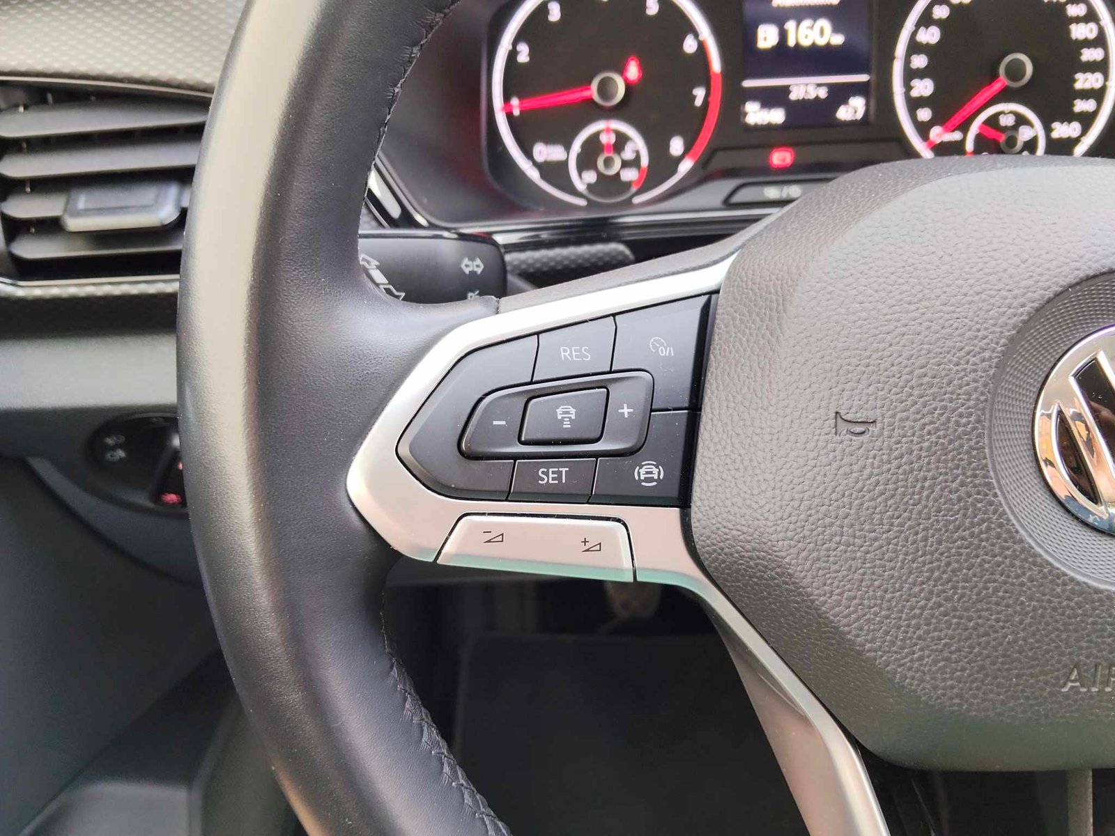 VOLKSWAGEN T-CROSS 1.0 TFSI ADVANCE