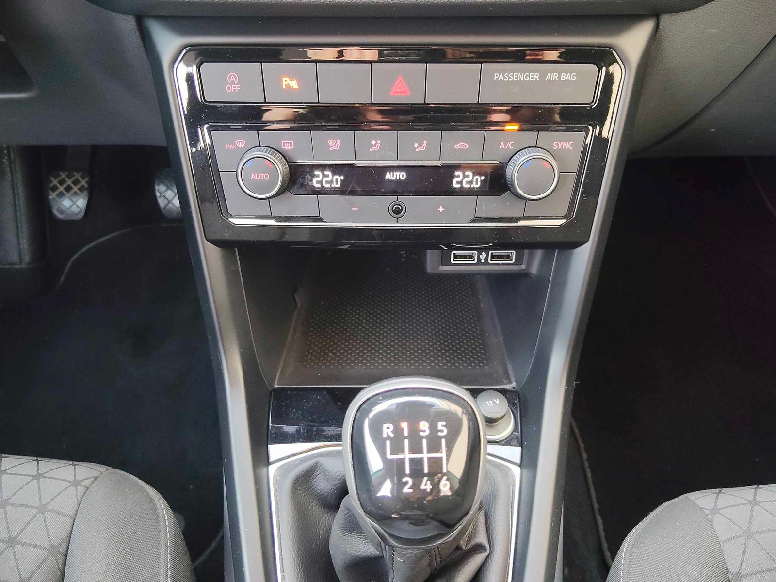 VOLKSWAGEN T-CROSS 1.0 TFSI ADVANCE