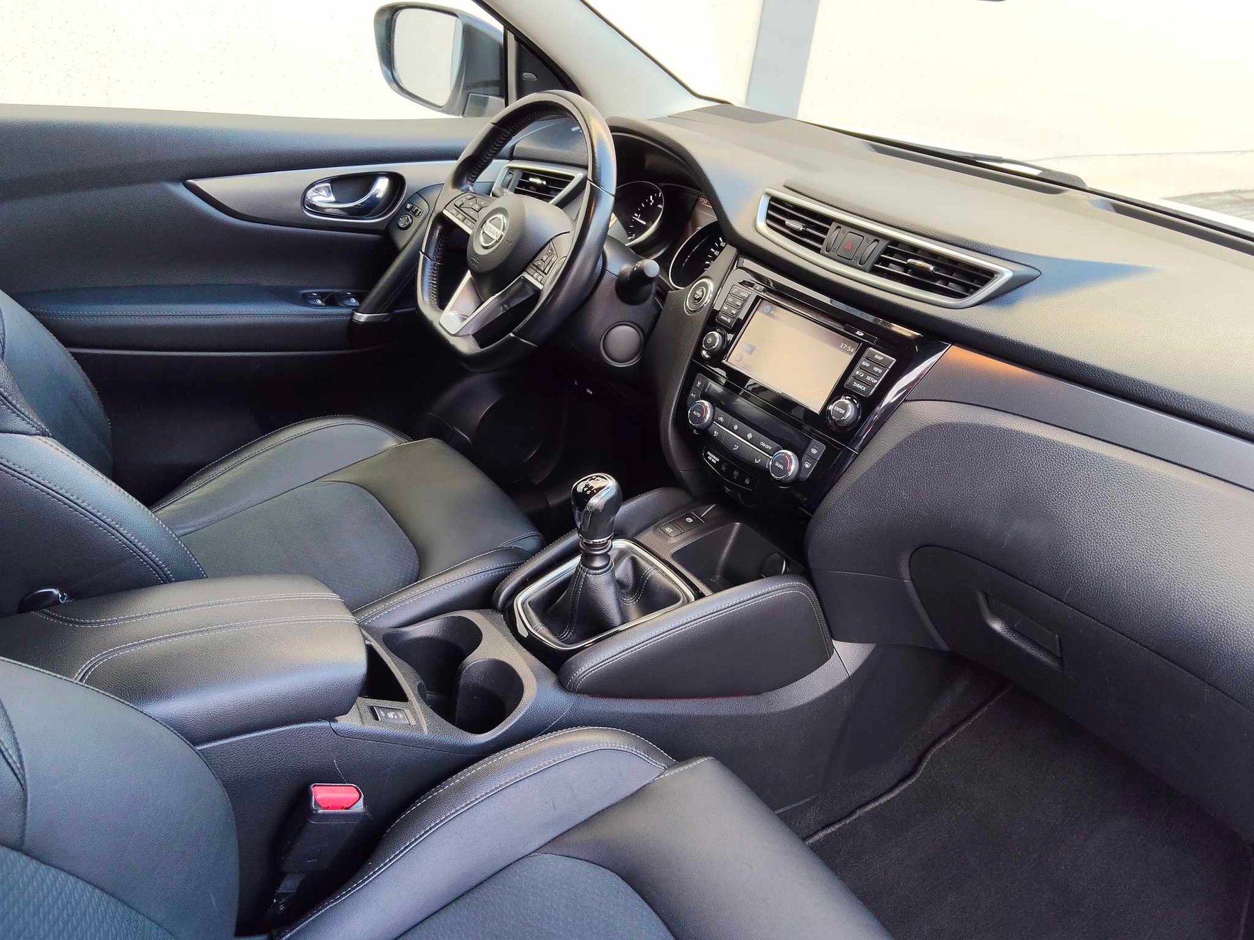 NISSAN QASHQAI 1.6 CDI  TEKNA