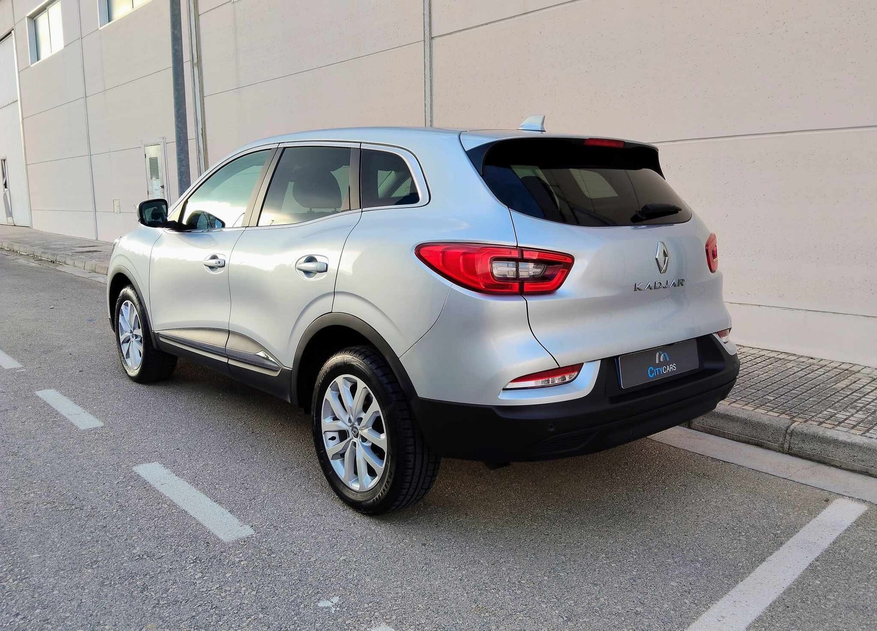 RENAULT KADJAR 1.5 LIMITED BLUE DCI