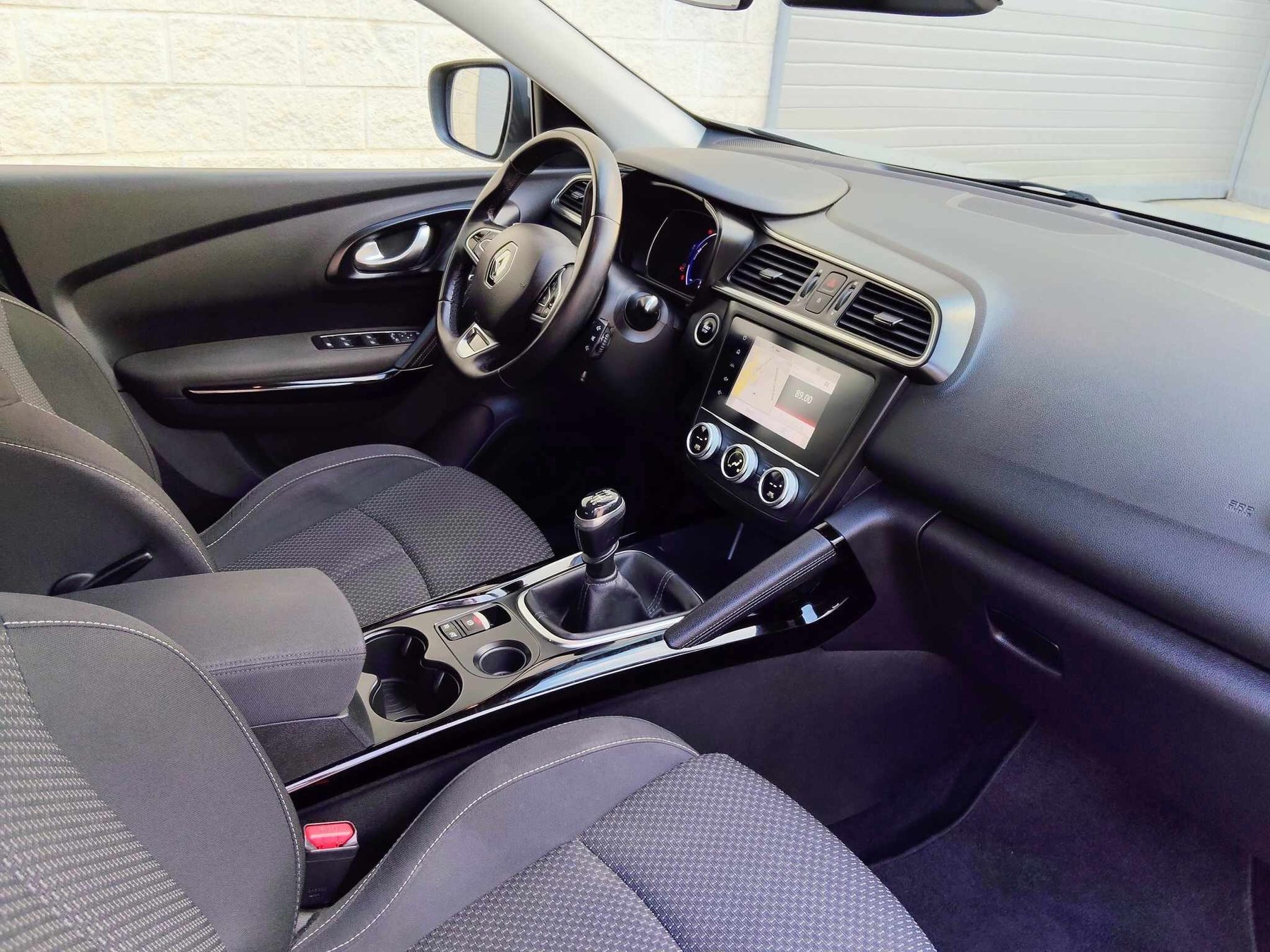 RENAULT KADJAR 1.5 LIMITED BLUE DCI