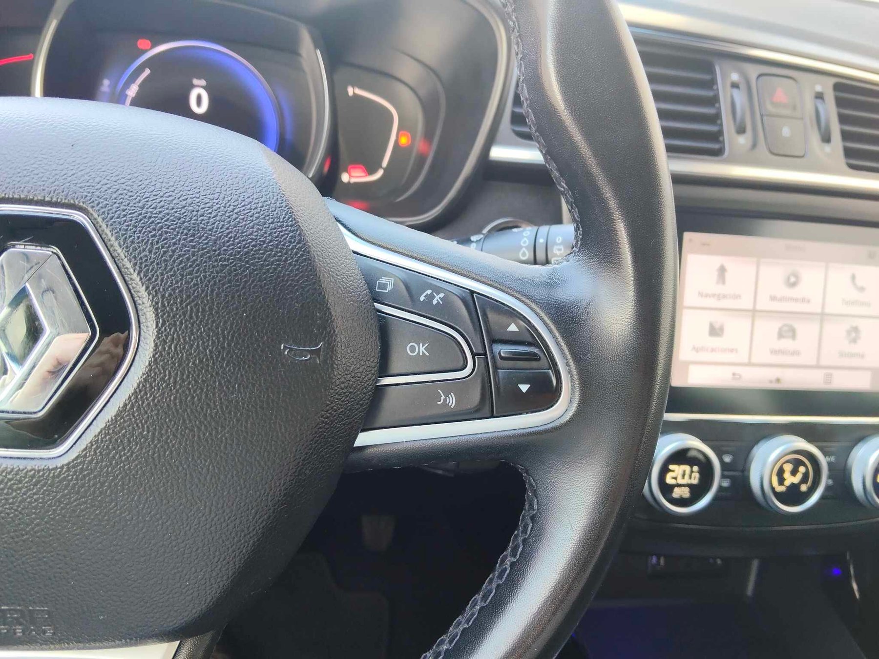 RENAULT KADJAR 1.5 LIMITED BLUE DCI