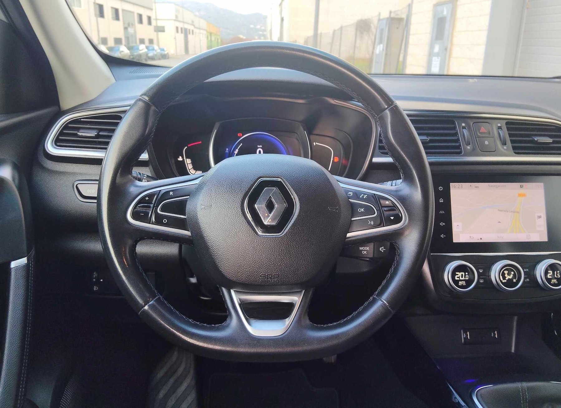 RENAULT KADJAR 1.5 LIMITED BLUE DCI