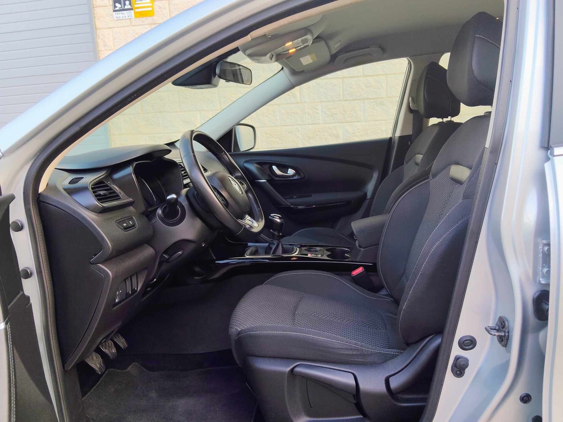 RENAULT KADJAR 1.5 LIMITED BLUE DCI