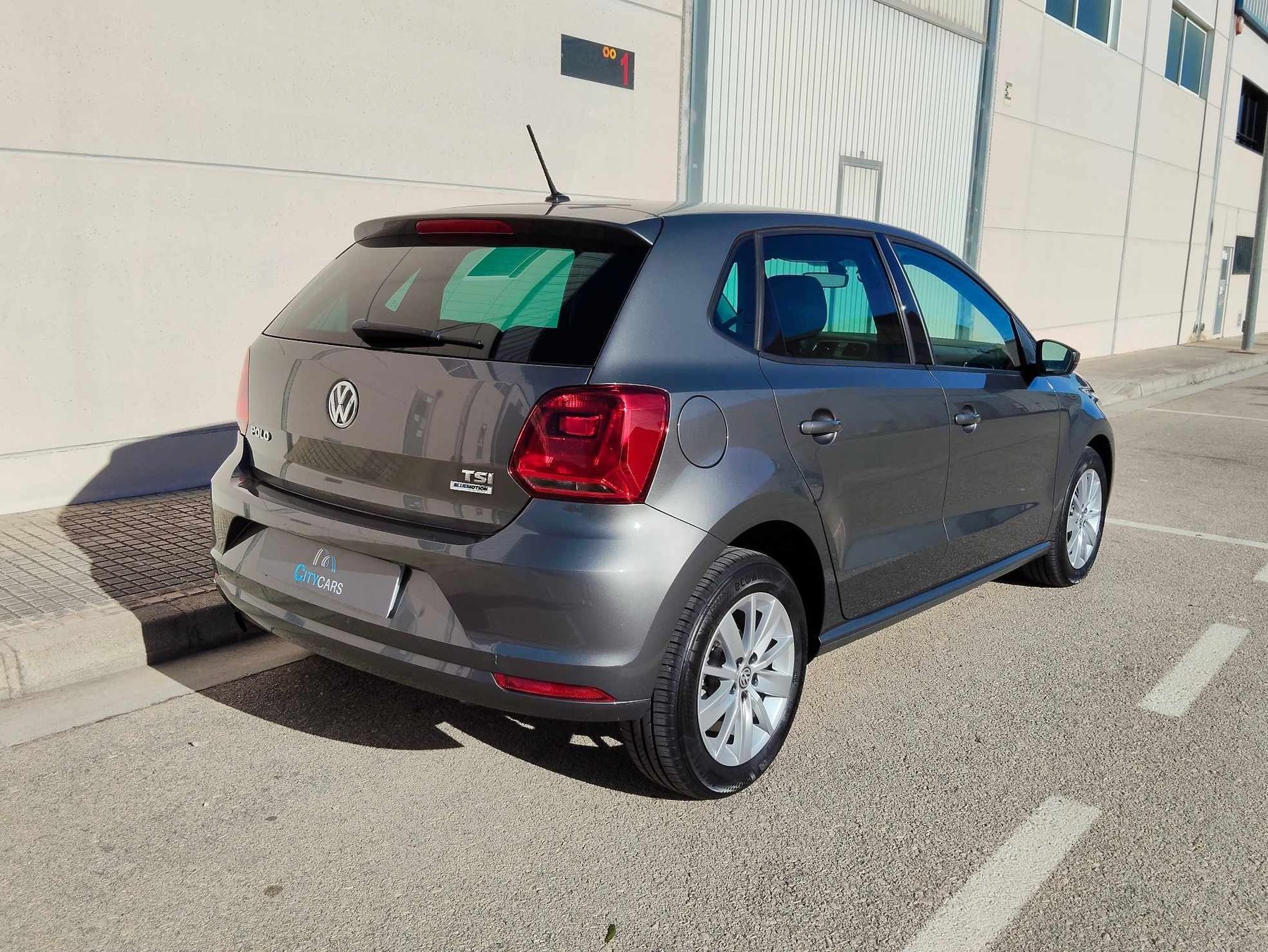 VOLKSWAGEN Advance 1.2 TSI 90cv BMT