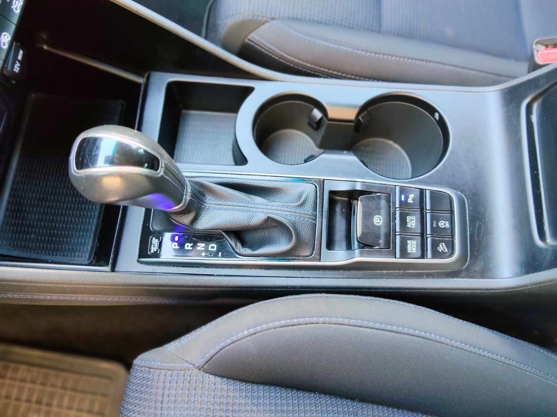 HYUNDAI TUCSON 1.7 CRDI 141 cv  4x2 AUTOMATICO