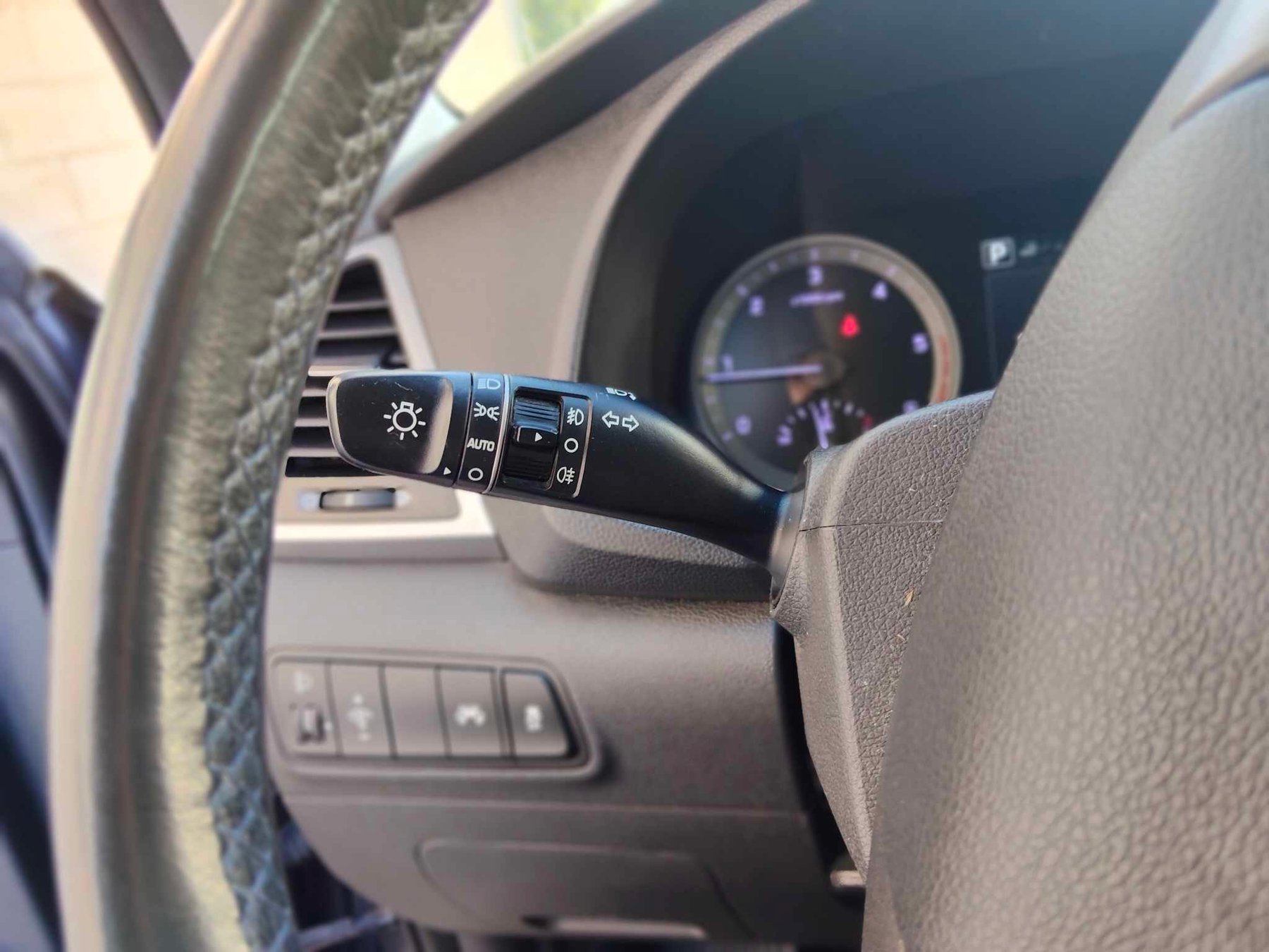 HYUNDAI TUCSON 1.7 CRDI 141 cv  4x2 AUTOMATICO