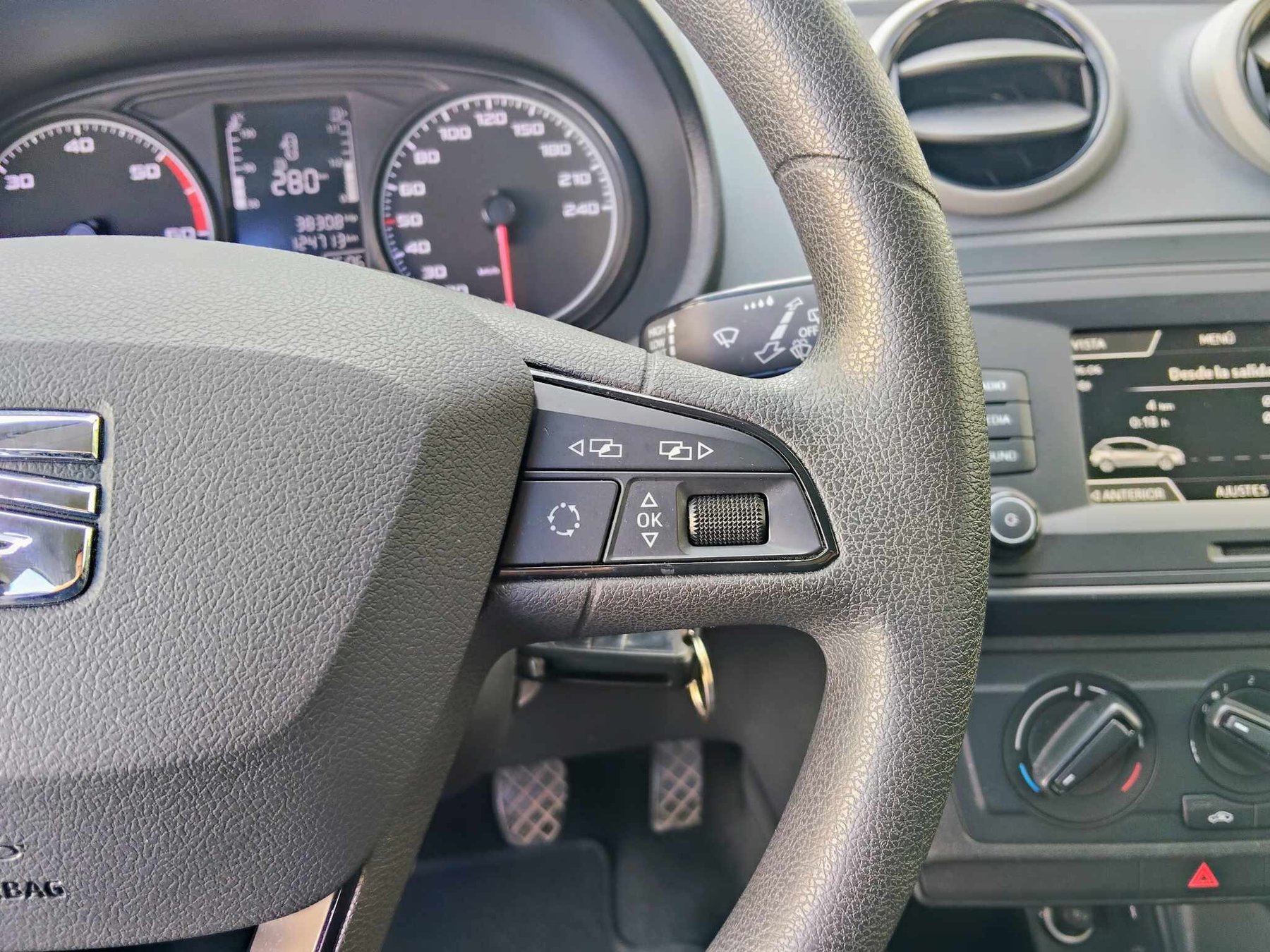 SEAT IBIZA 1.4 TDI 90 cv  5 puertas.
