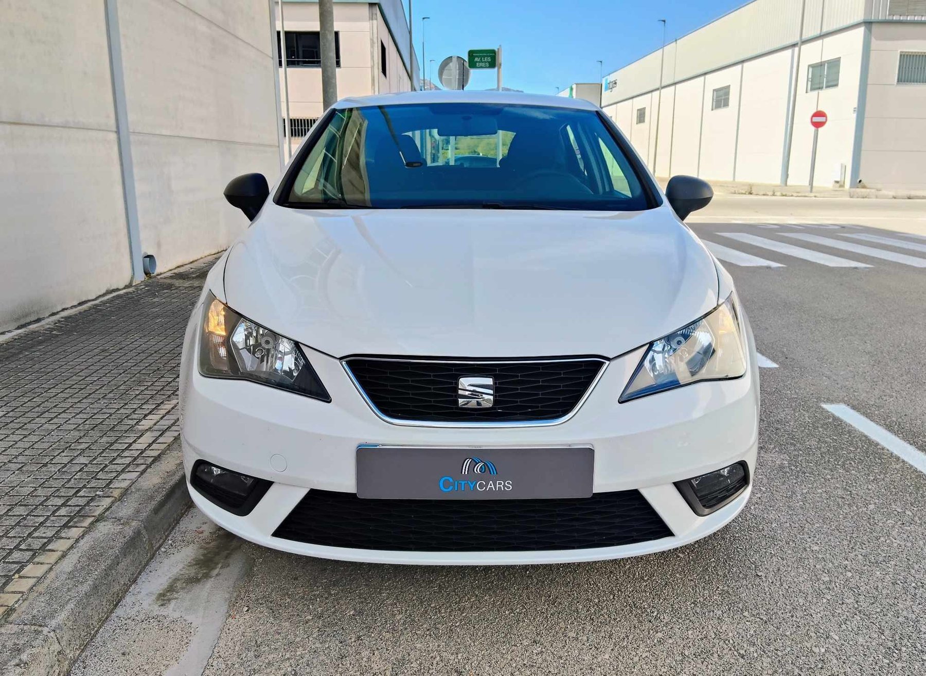 SEAT IBIZA 1.4 TDI 90 cv  5 puertas.