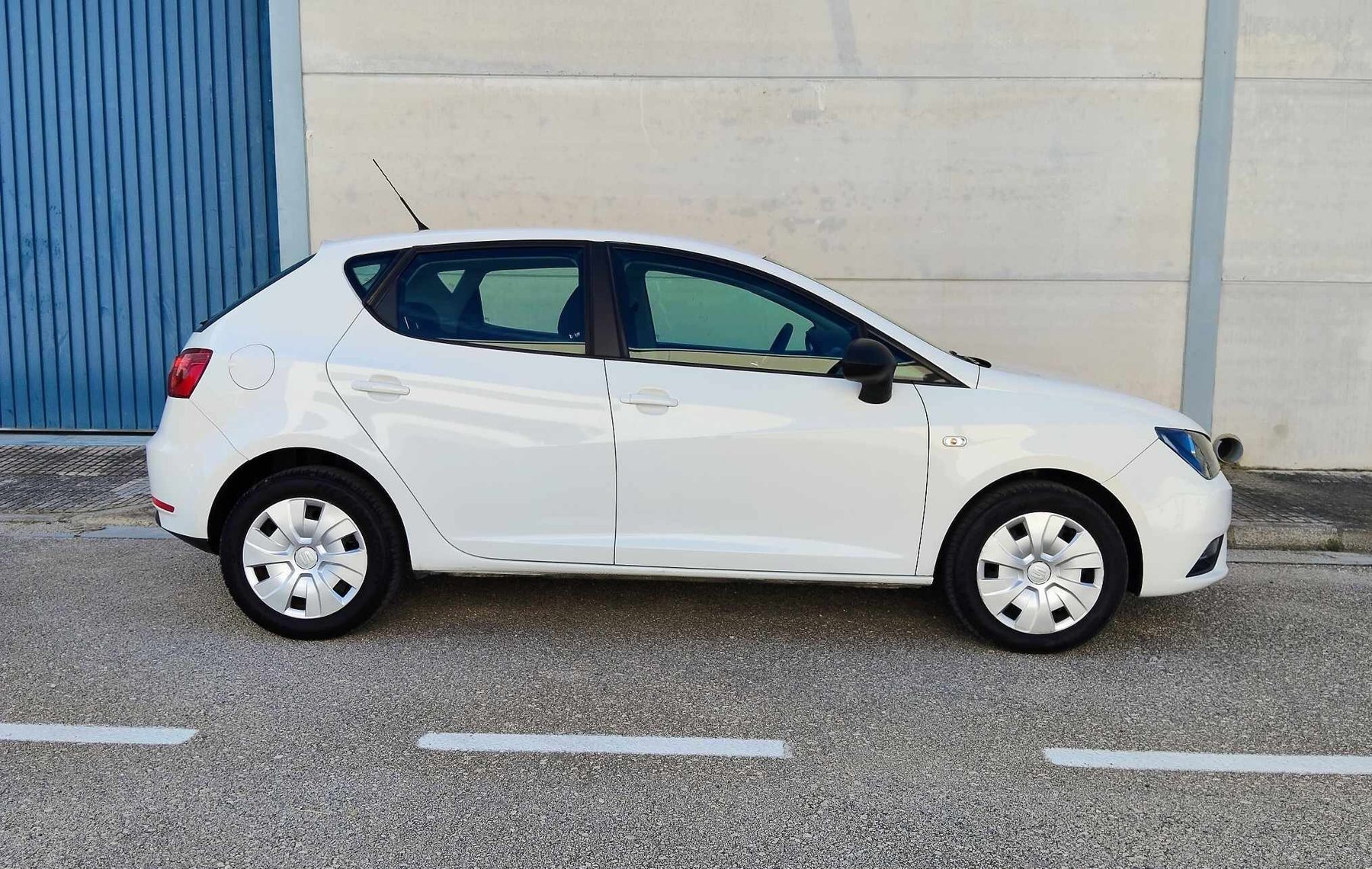 SEAT IBIZA 1.4 TDI 90 cv  5 puertas.