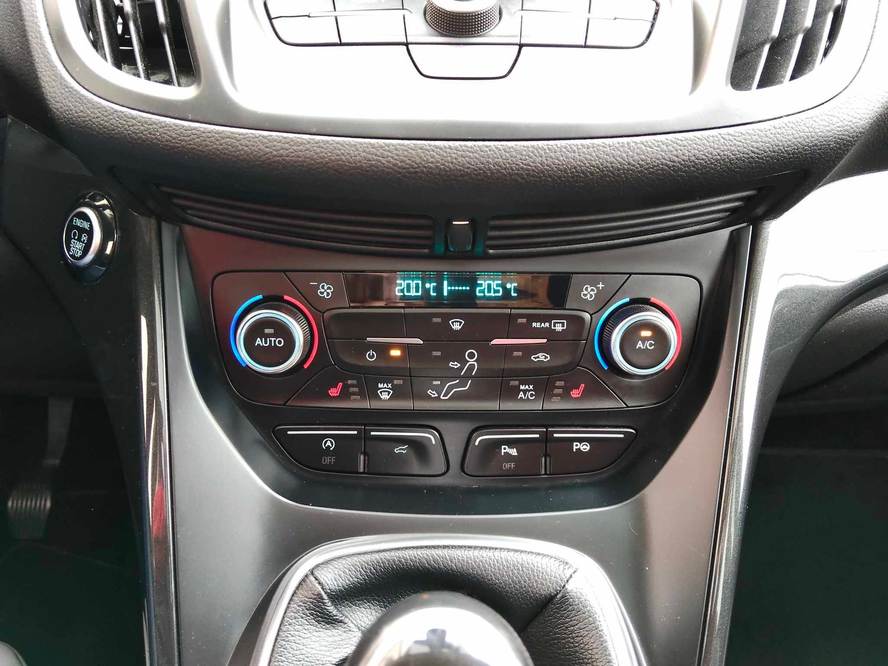 FORD KUGA 2.0 TDCI 4x2 TITANIUM