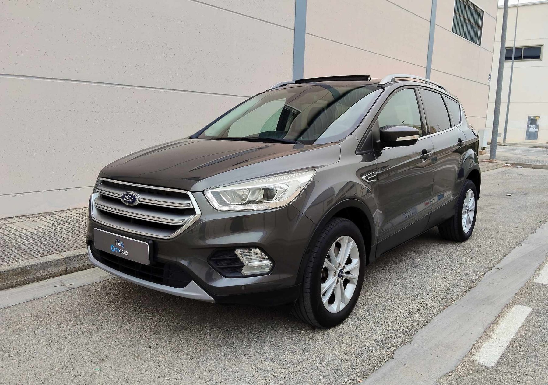 FORD KUGA 2.0 TDCI 4x2 TITANIUM