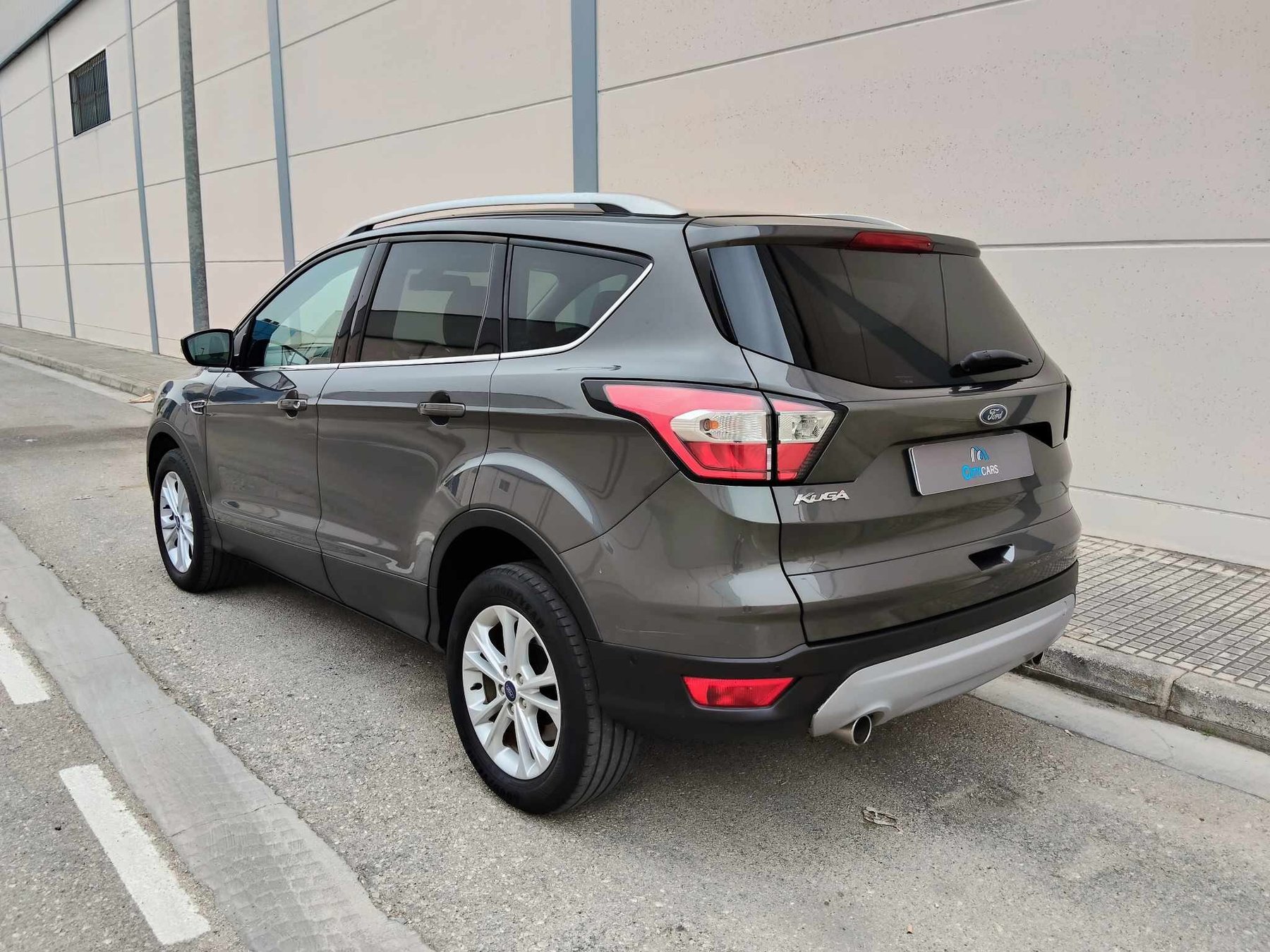 FORD KUGA 2.0 TDCI 4x2 TITANIUM