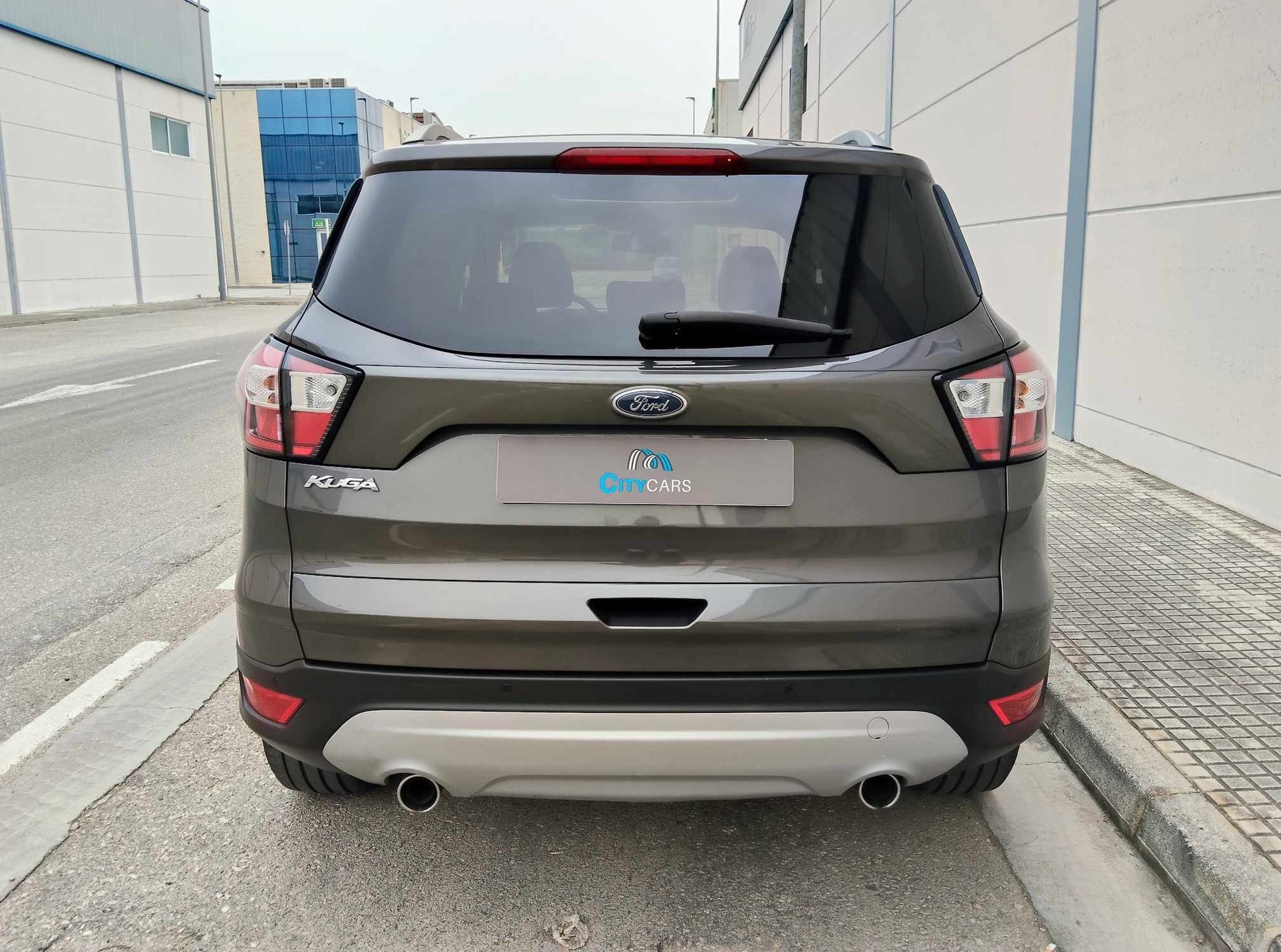 FORD KUGA 2.0 TDCI 4x2 TITANIUM