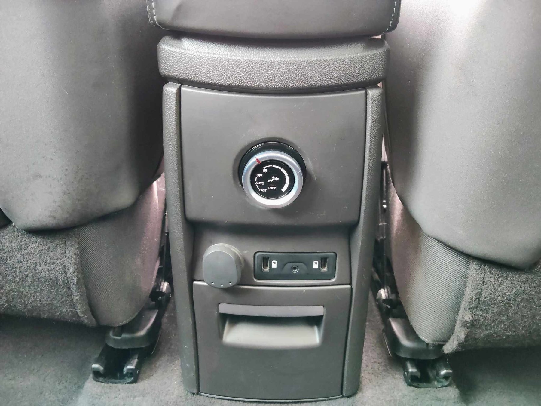 RENAULT ESPACE 1.6 Dci 160 cv Initiale Paris 4CONTROL