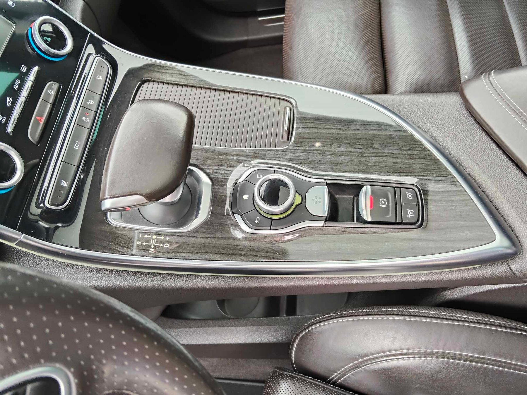 RENAULT ESPACE 1.6 Dci 160 cv Initiale Paris 4CONTROL