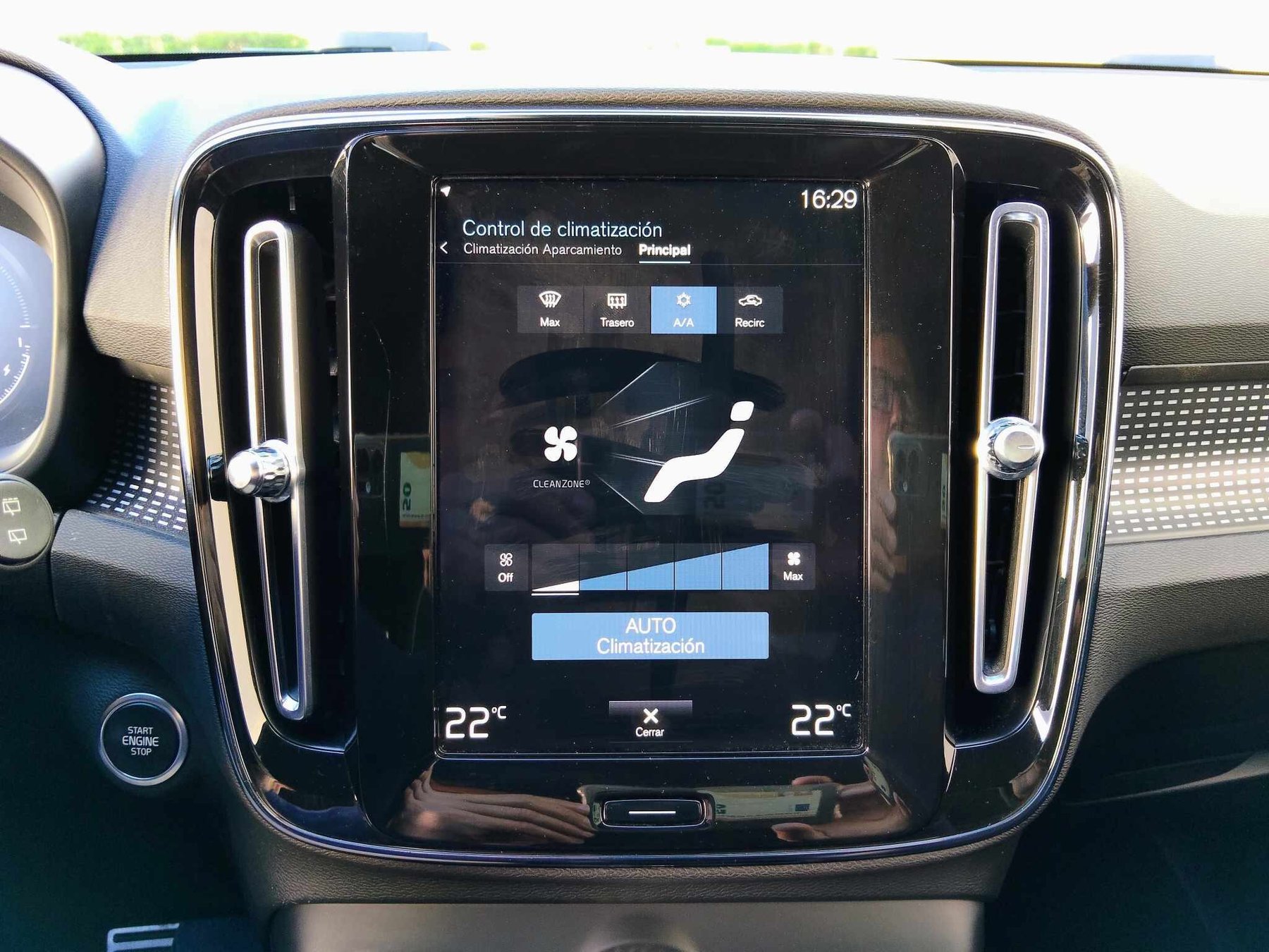 VOLVO XC40 1.5 T5  RECHARGE INSCRIPTION