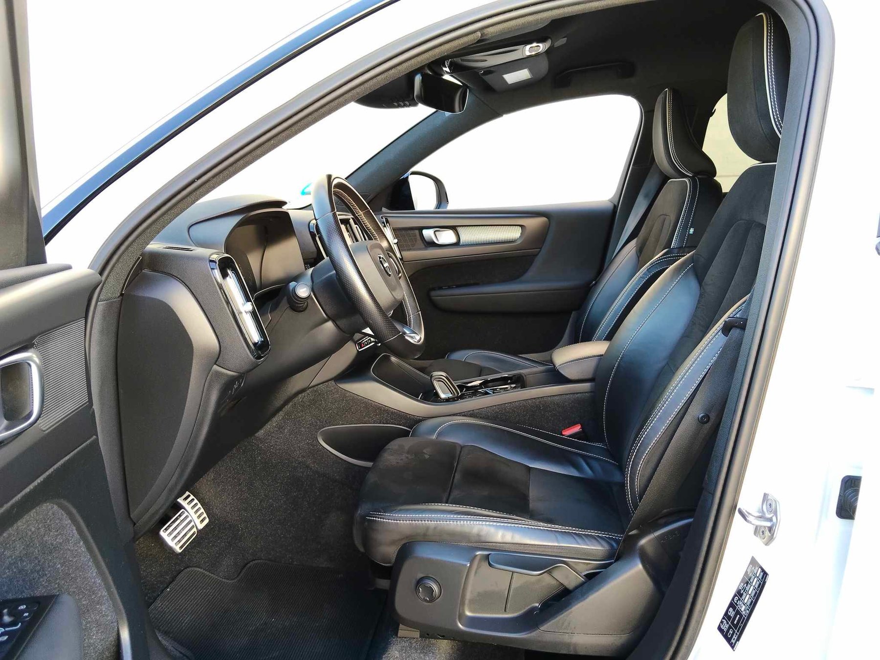 VOLVO XC40 1.5 T5  RECHARGE INSCRIPTION