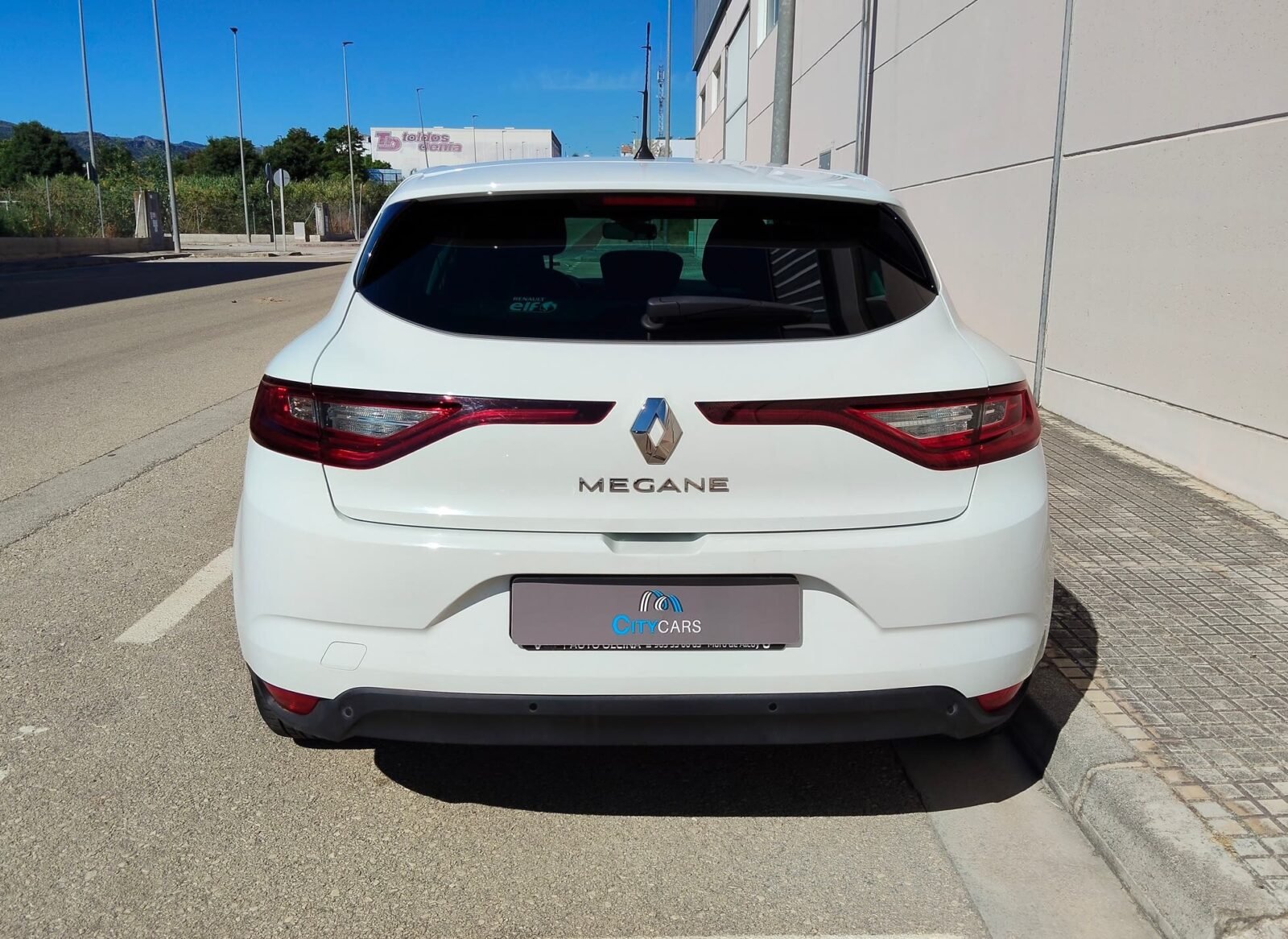 RENAULT Megane TECH ROAD 1.2 TCe