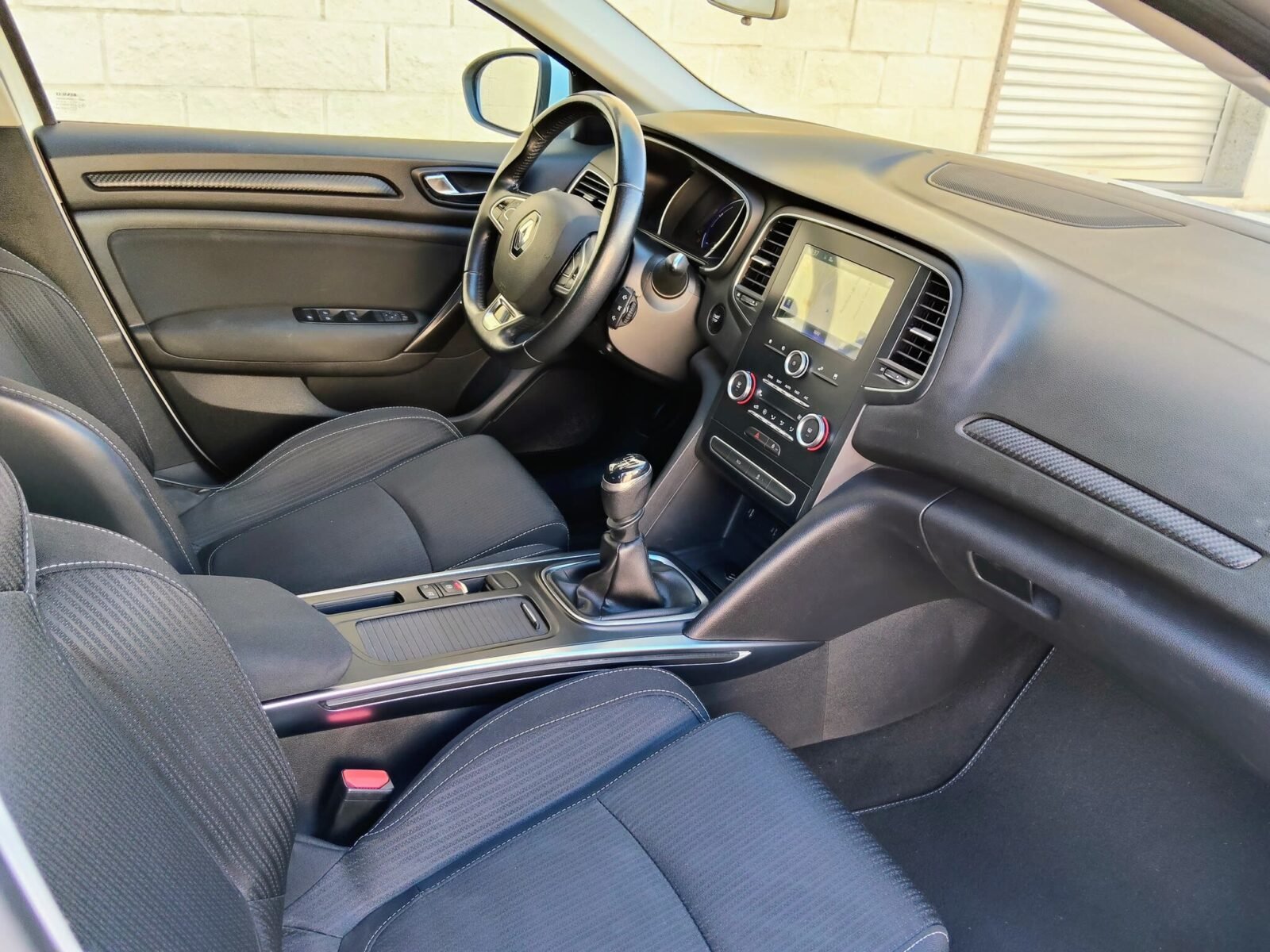 RENAULT Megane TECH ROAD 1.2 TCe