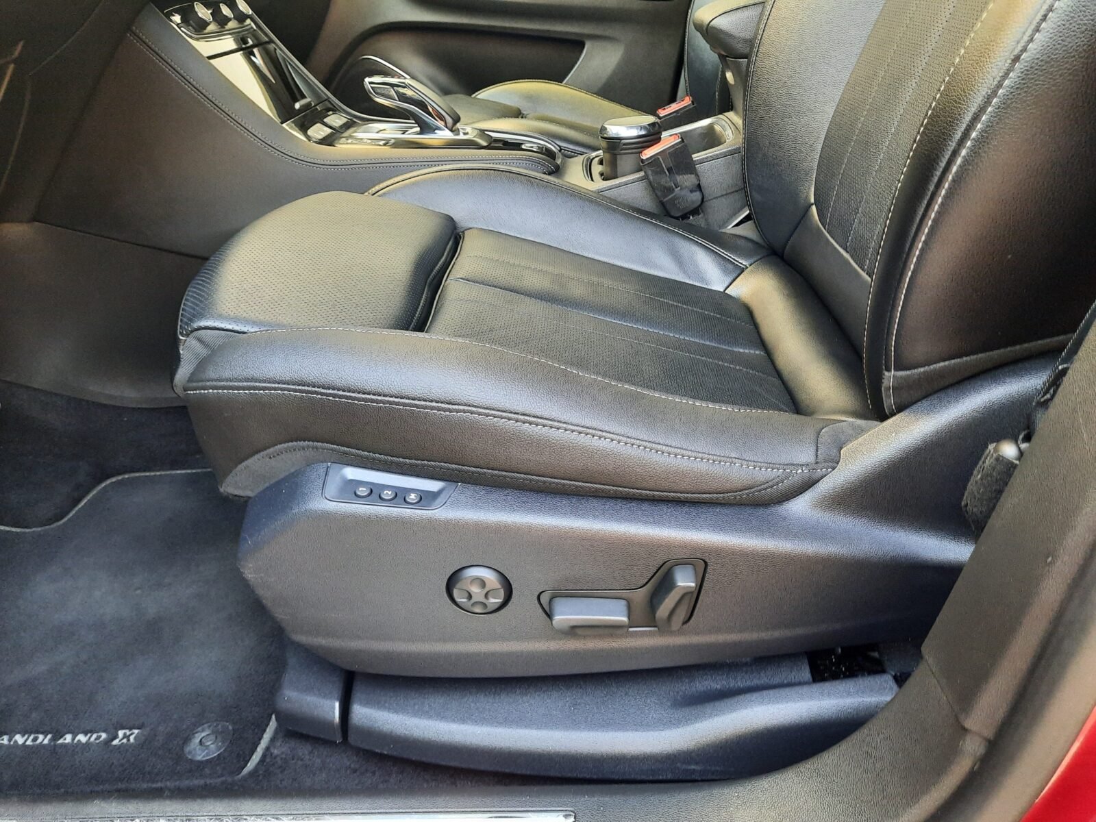 OPEL GRANDLAND X 1.6 TURBO ULTIMATE AUTO 