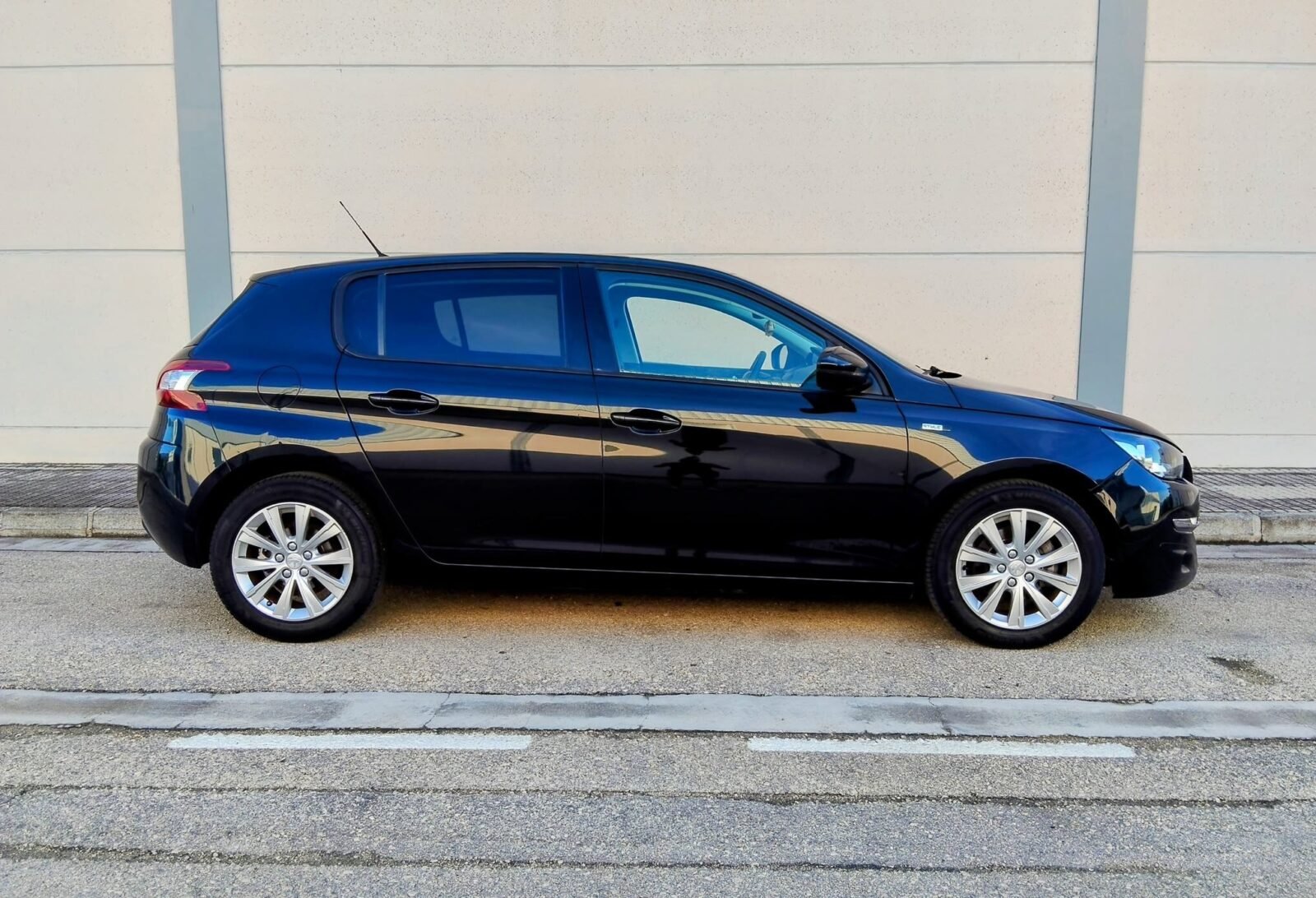 PEUGEOT 308 Style  1.6 BlueHDi  120 cv
