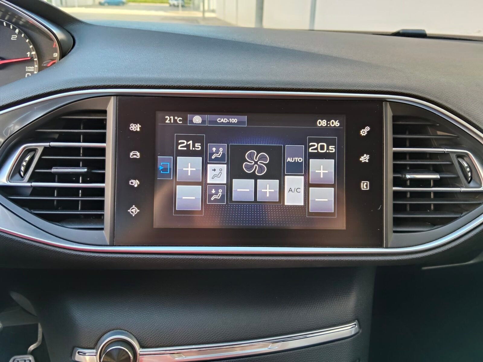 PEUGEOT 308 Style  1.6 BlueHDi  120 cv