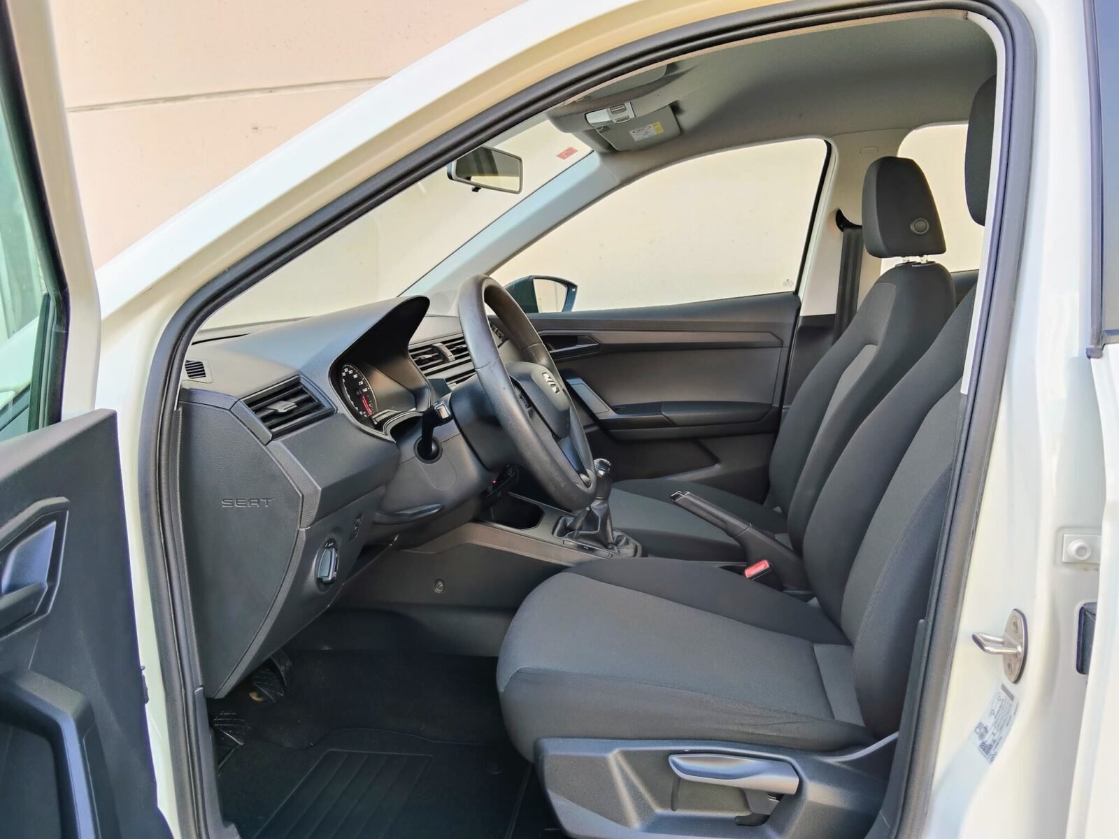 SEAT ARONA 1.6 HDI Reference