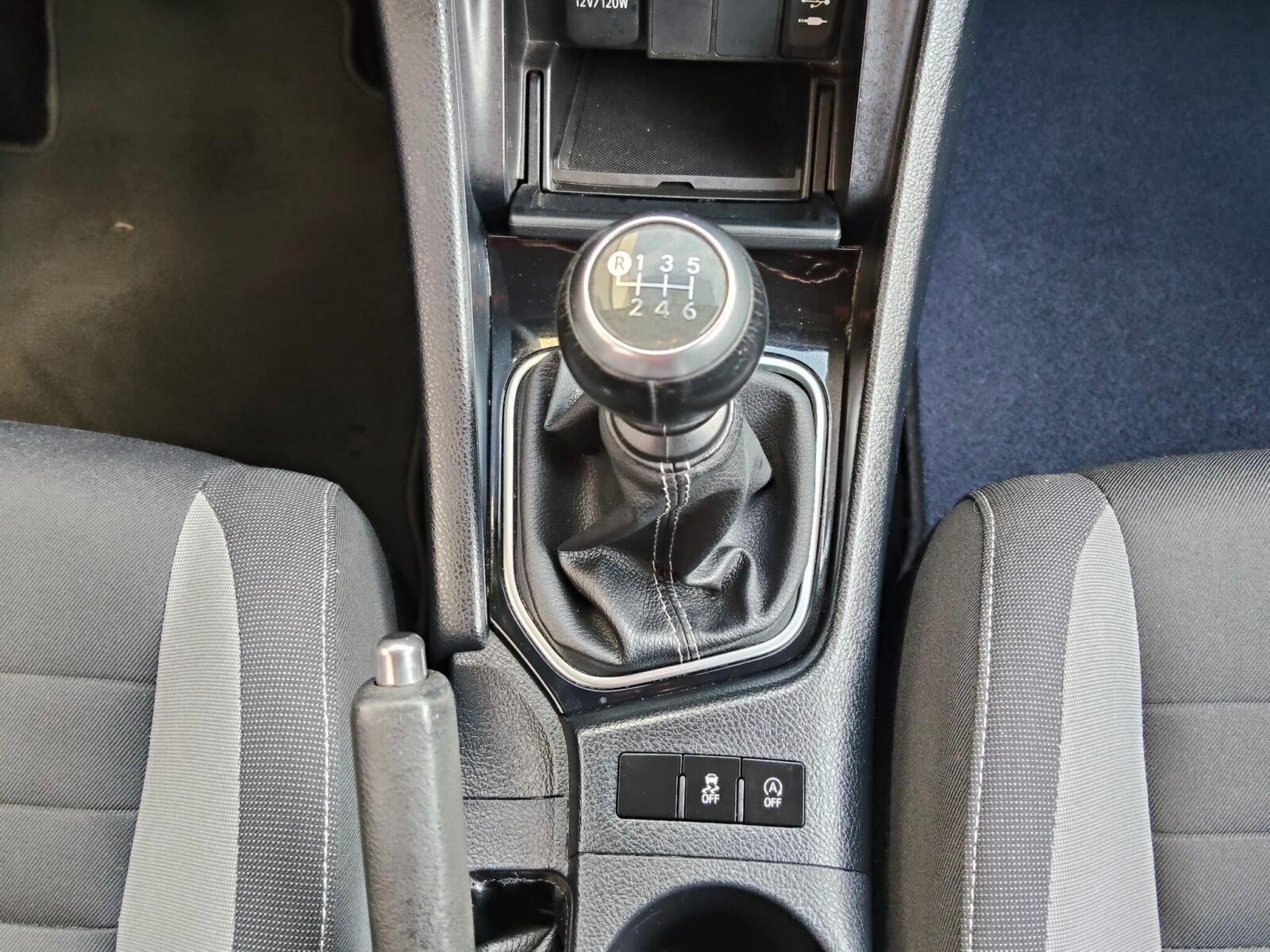 TOYOTA AURIS 1.6d - SPORT TOURER